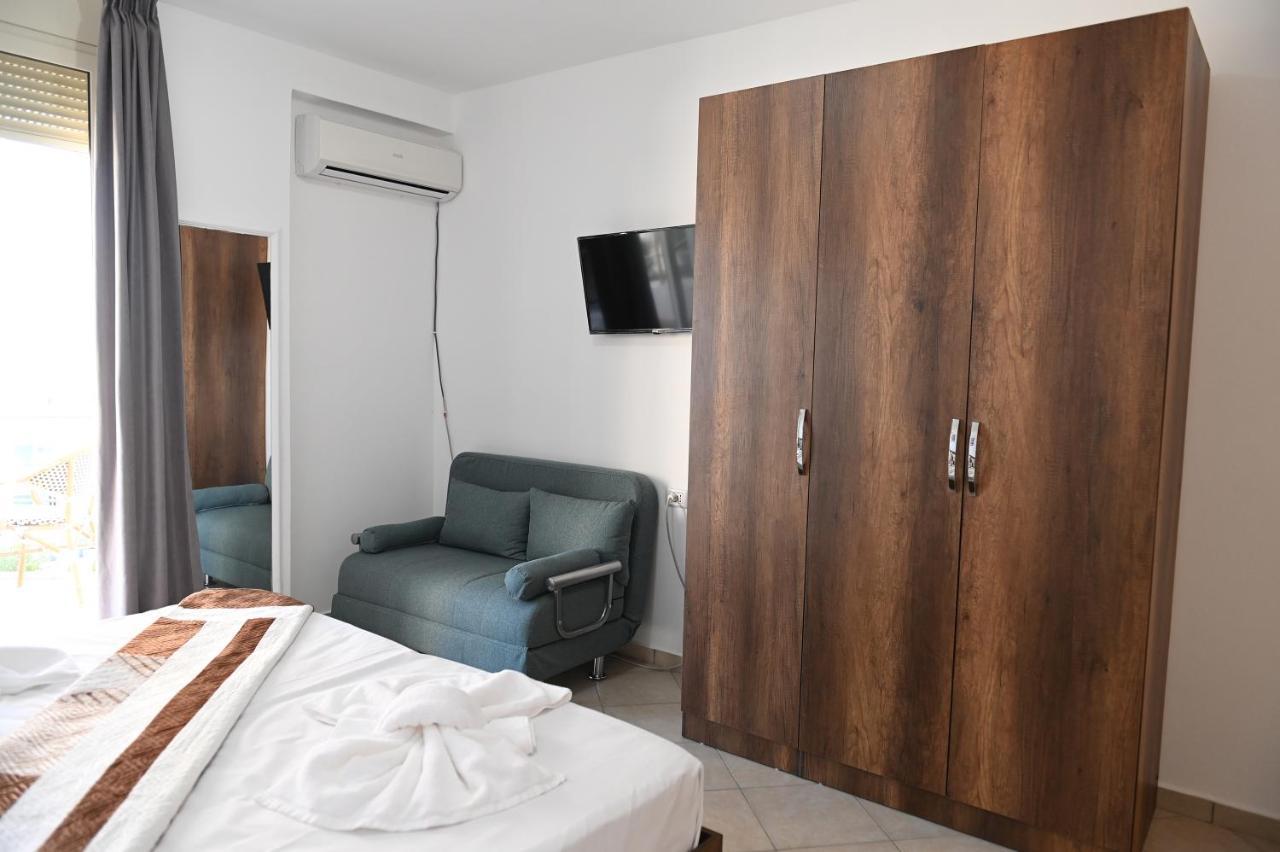 Vila Oxinn Kryemëdhej Εξωτερικό φωτογραφία